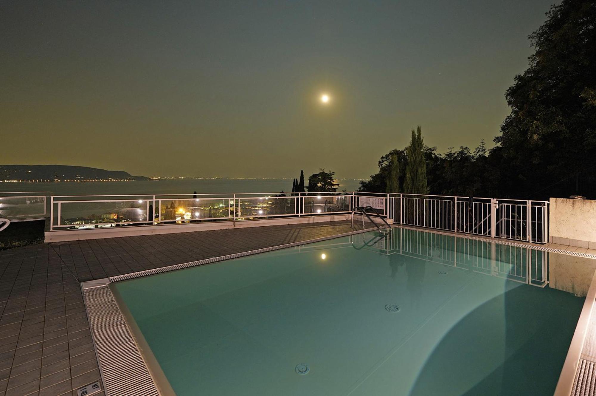 Poggio Al Sole 6 Apartment By Wonderful Italy Toscolano Maderno Exterior foto